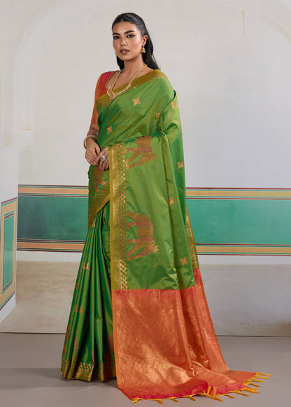 Green Pure Soft Silk Handloom Saree Panetar Saree Anant Tex Exports Pvt.Ltd..