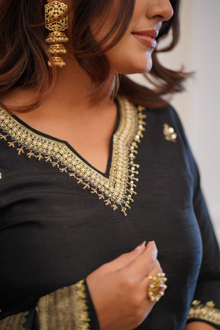 Black Viscose Chanderi Kurti Set with Jacquard Dupatta