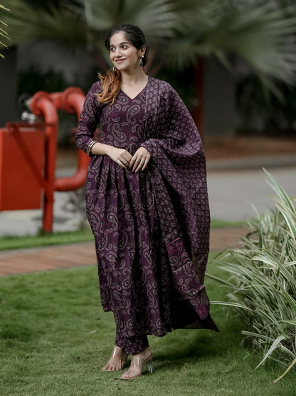 Jamun Pure Soft Reyon Cotton Blend Print Salwar Suit 