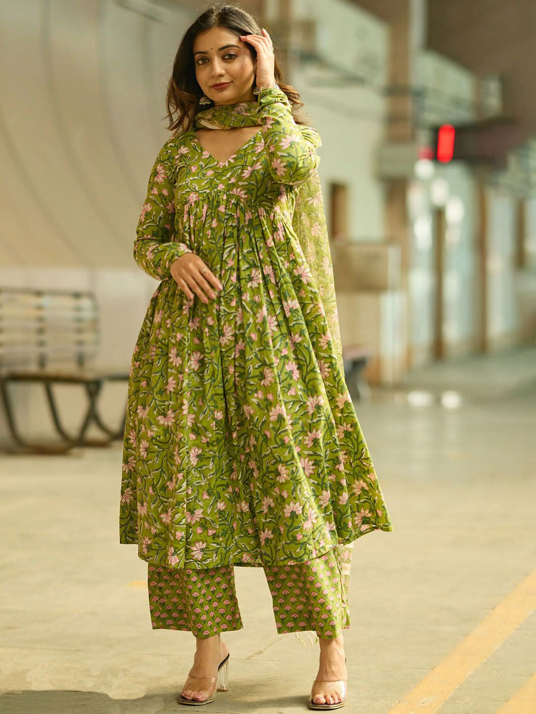 Parrot Pure Soft Reyon Cotton Blend Print Salwar Suit 