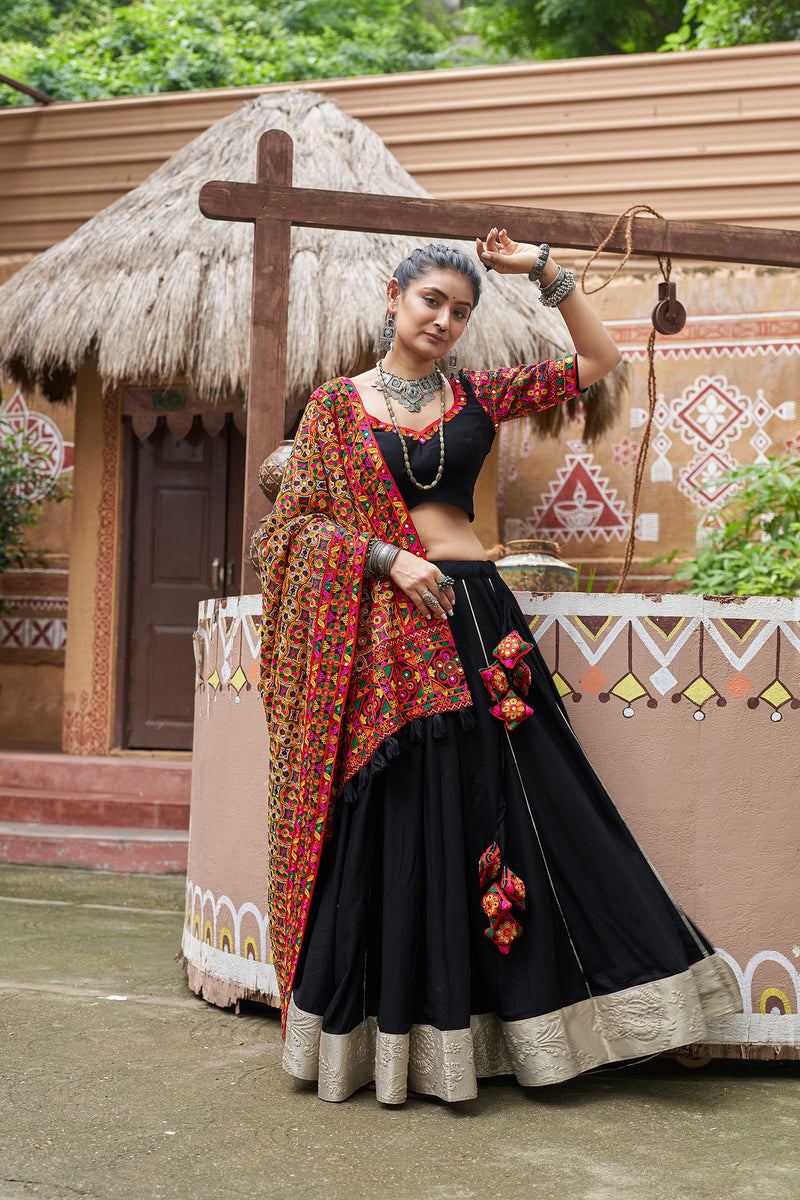 Ready to wear Navratri chaniya choli set

