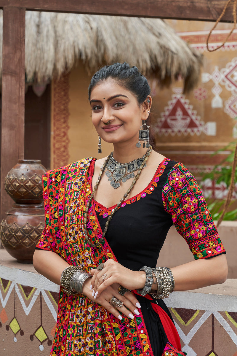 Traditional embroidered dupatta with black lehenga

