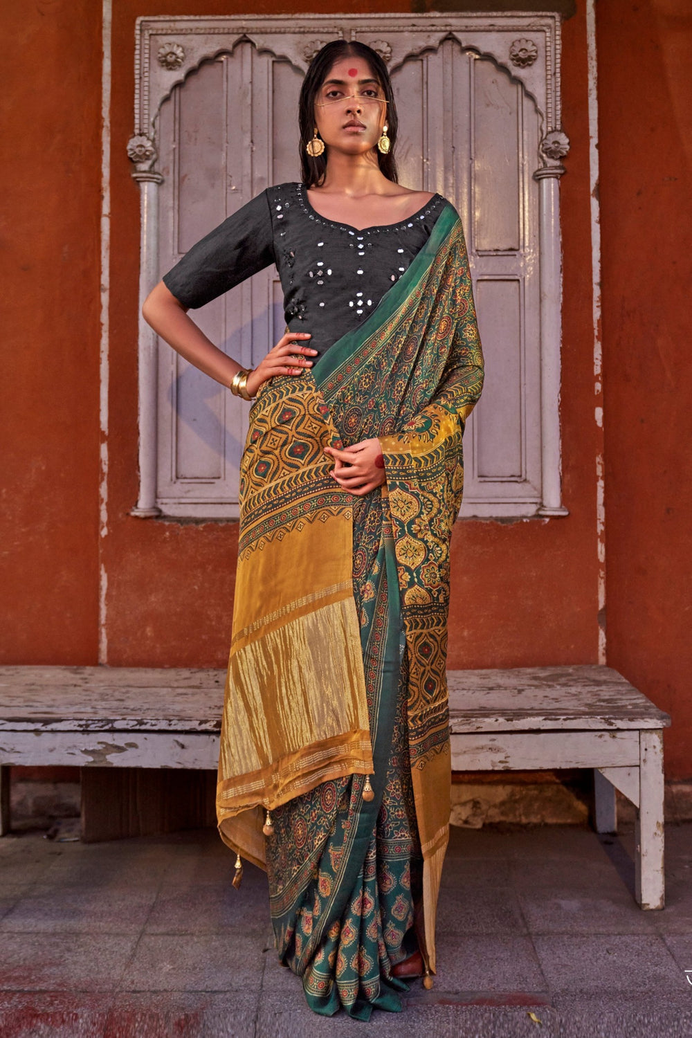 Gajji Lagdi Patta Saree