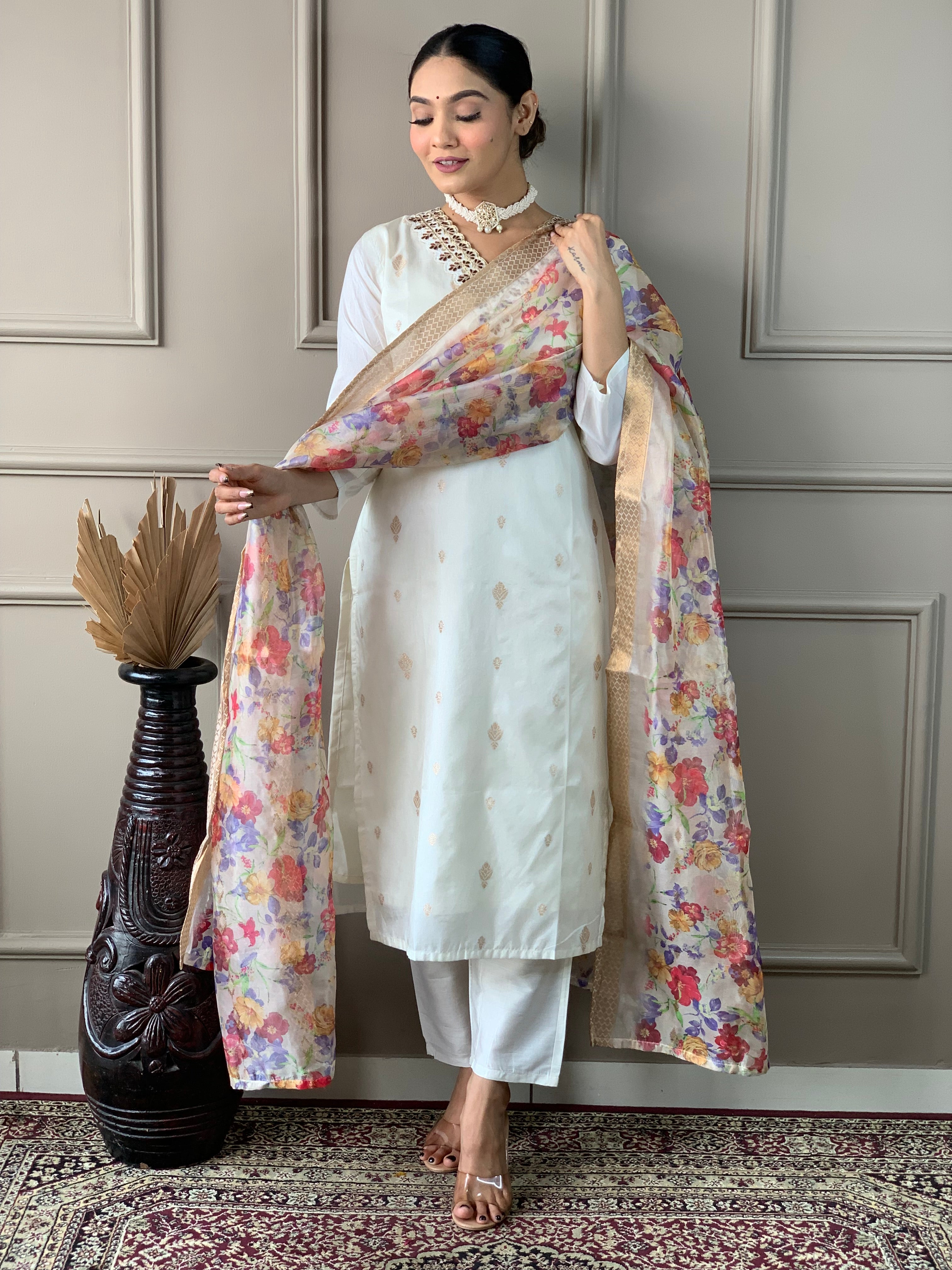 Off-White Viscose Nylon Kurti Set with Floral Jacquard Dupatta