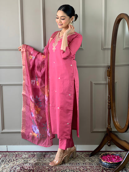 Pink Viscose Chanderi Kurti Set with Floral Jacquard Dupatta