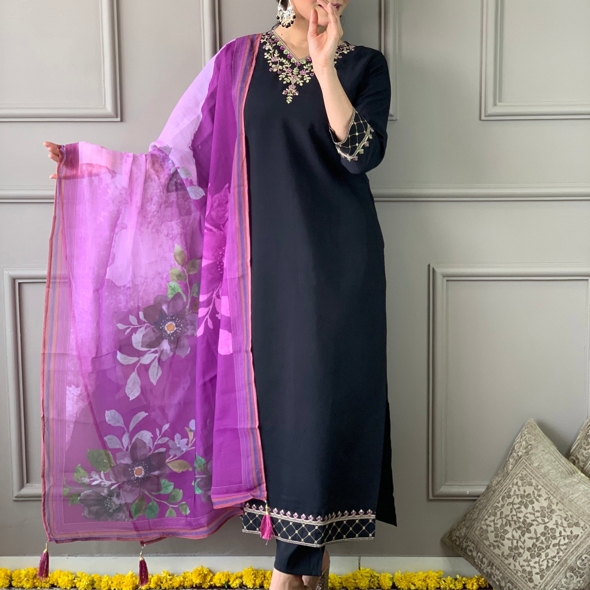 Black Viscose Chanderi Kurti Set with Floral Nylon Tebby Dupatta