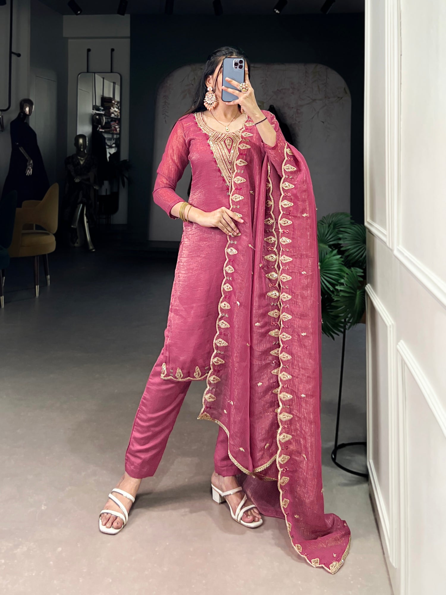 Salwar Suit