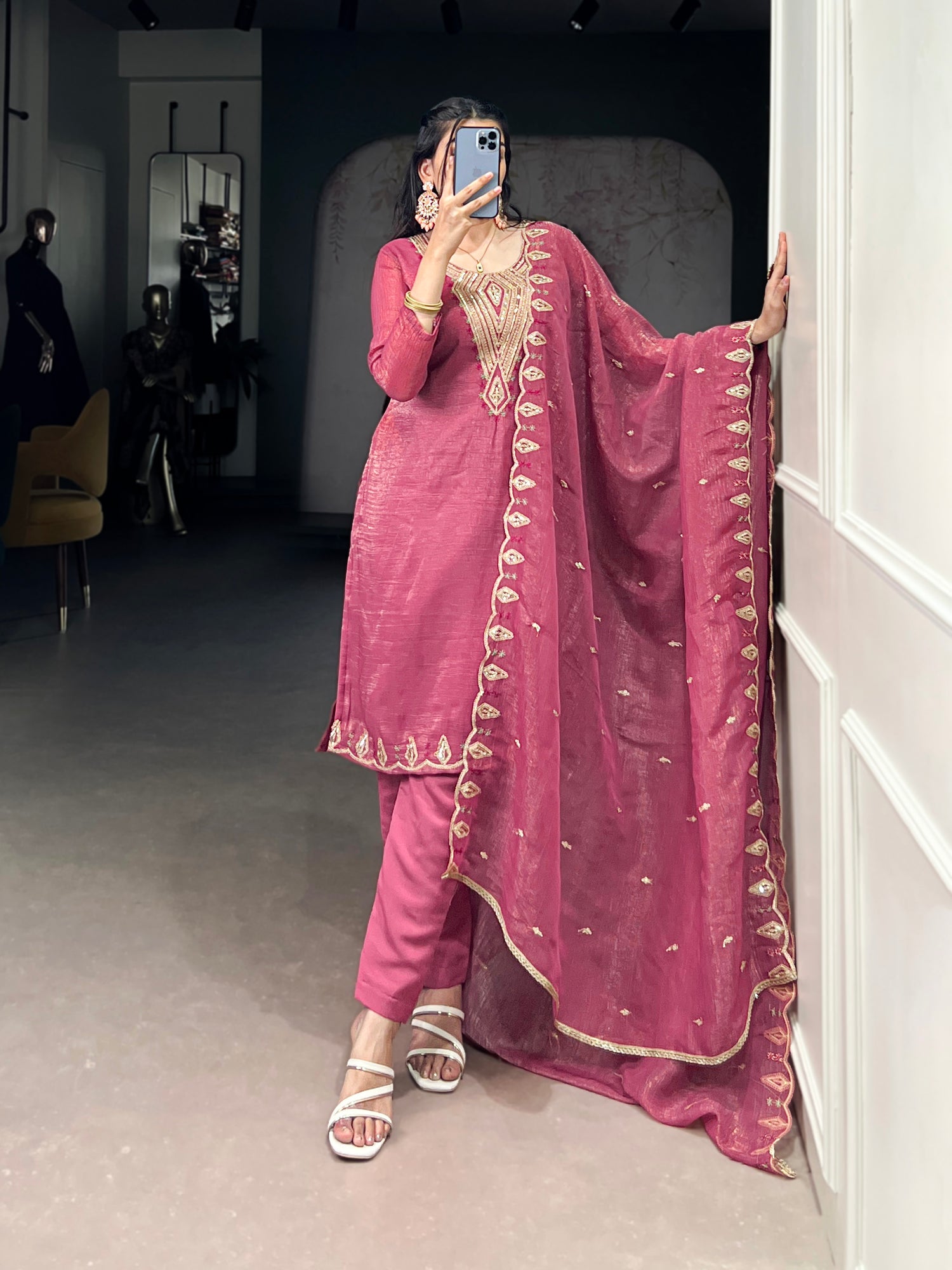 Salwar Suit