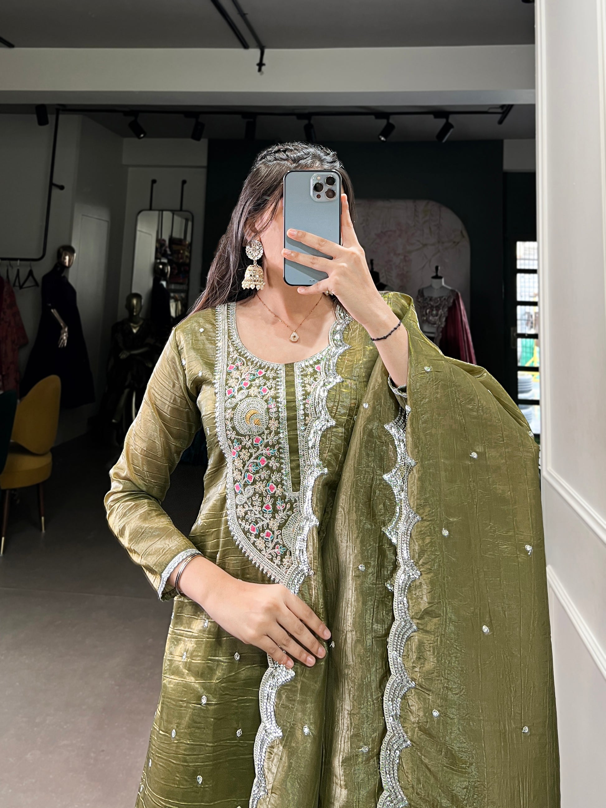 Salwar Suit
