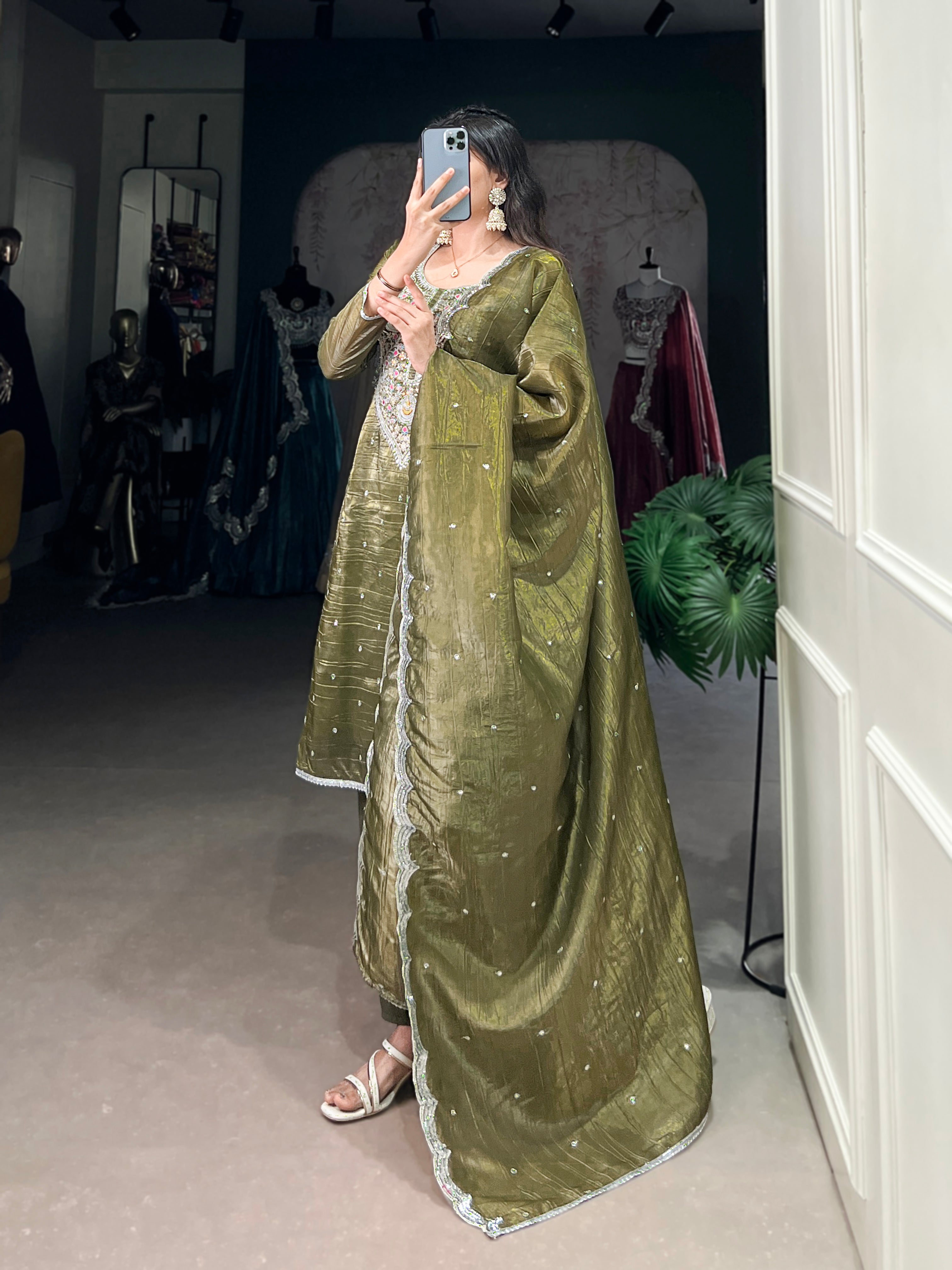 Salwar Suit