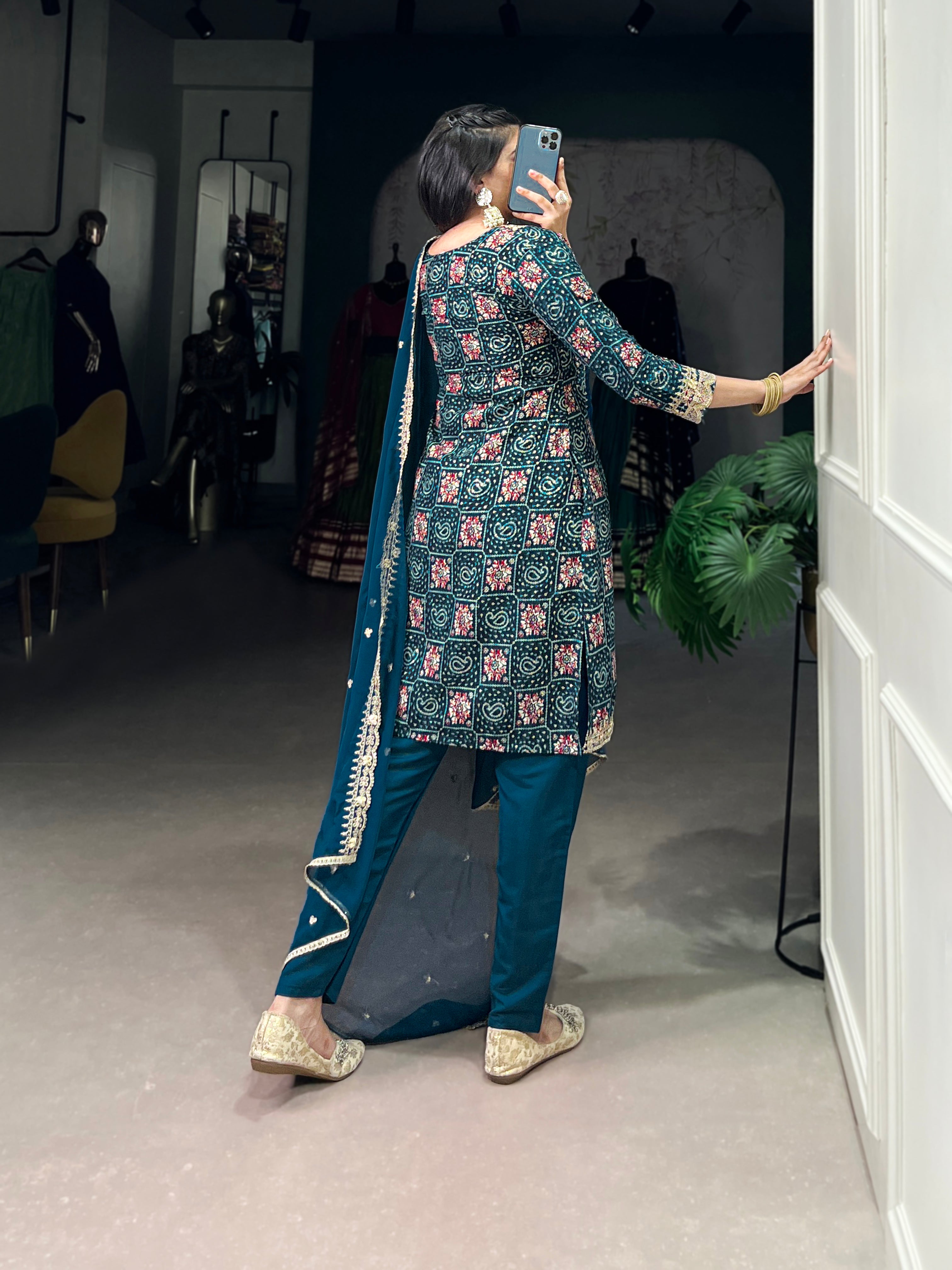 Salwar Suit