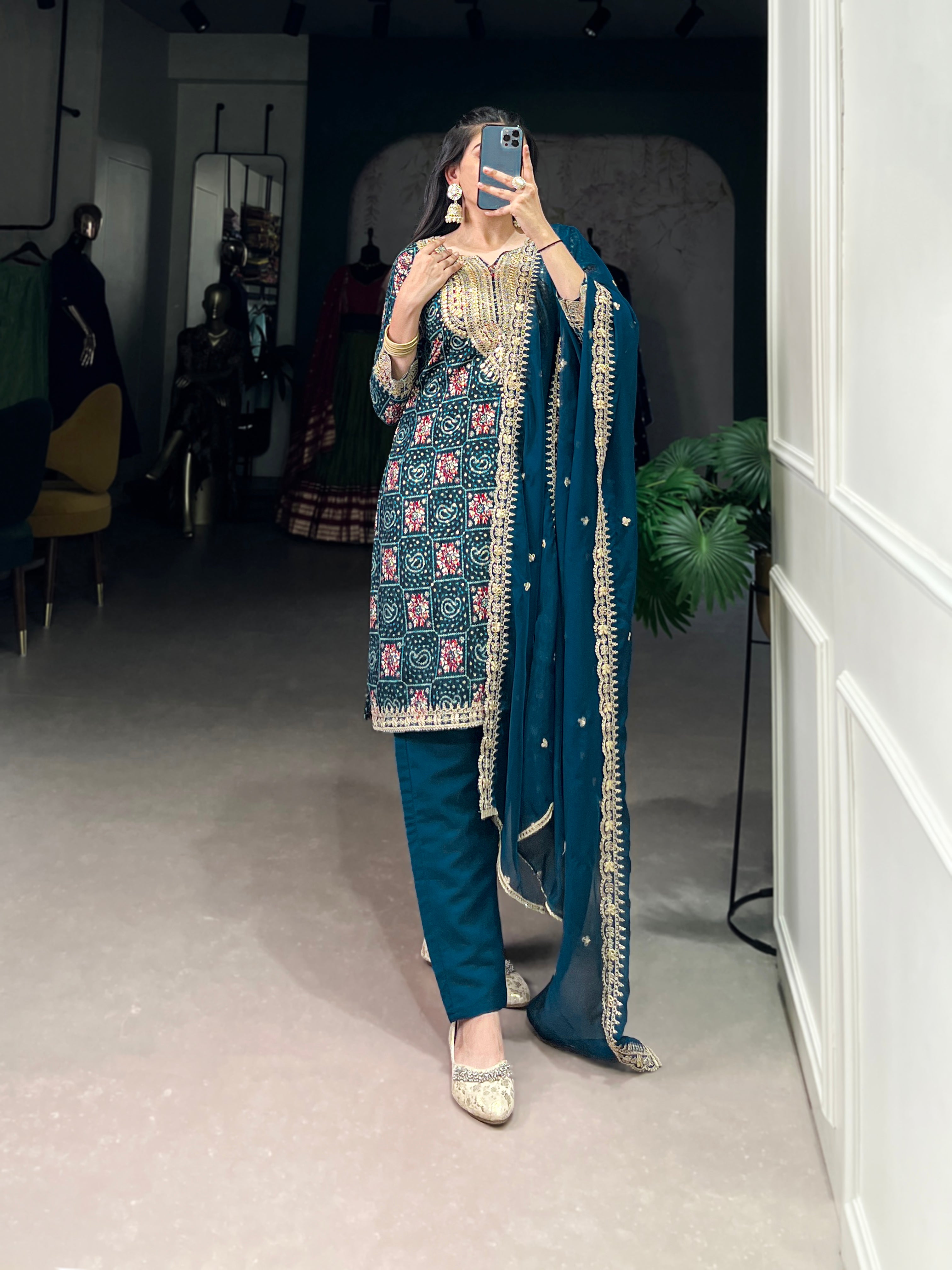 Salwar Suit