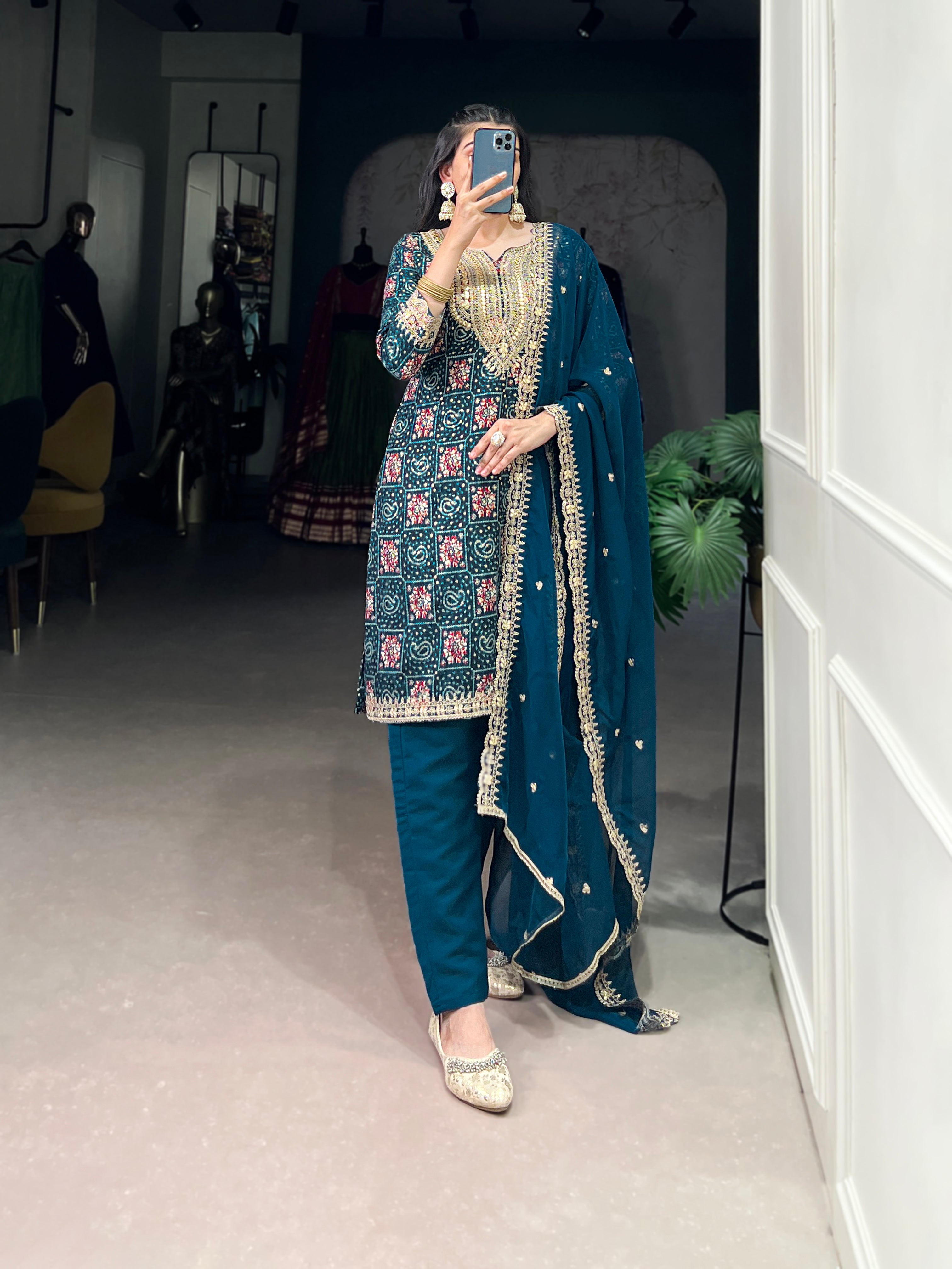 Salwar Suit
