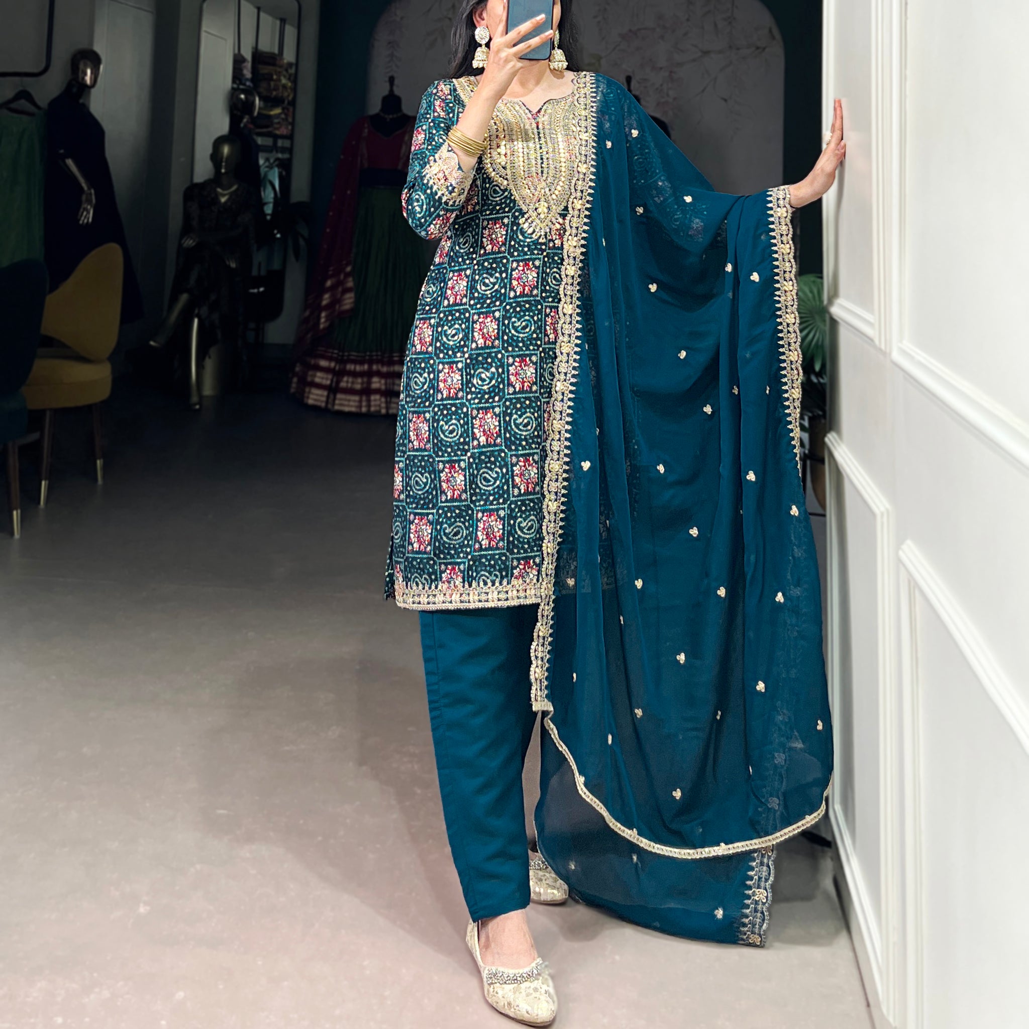 Salwar Suit