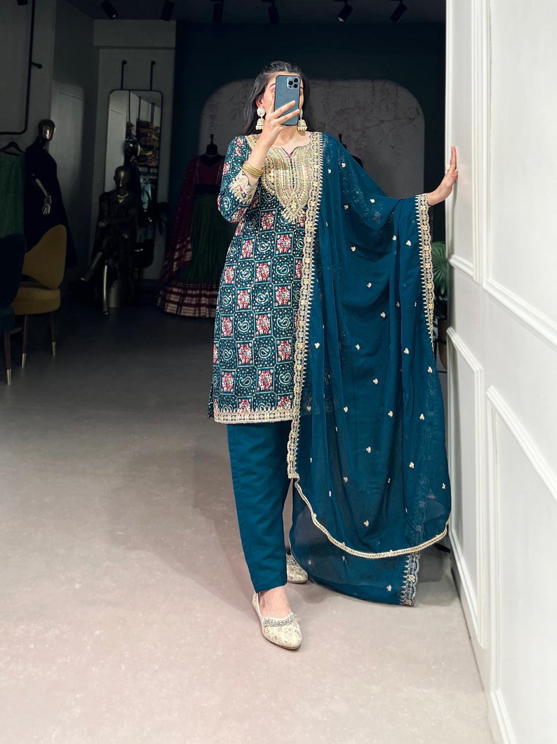 Salwar Suit