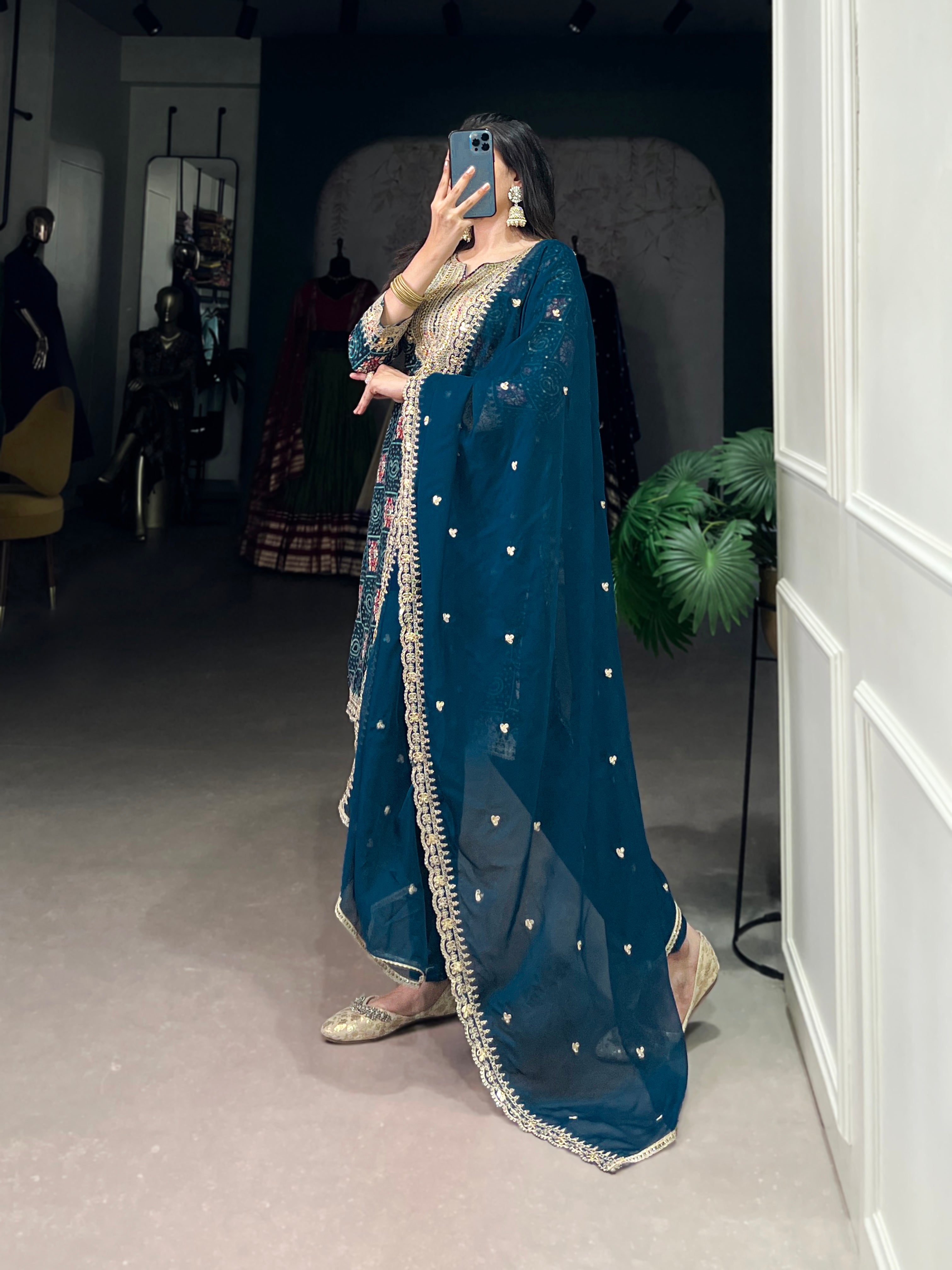 Salwar Suit