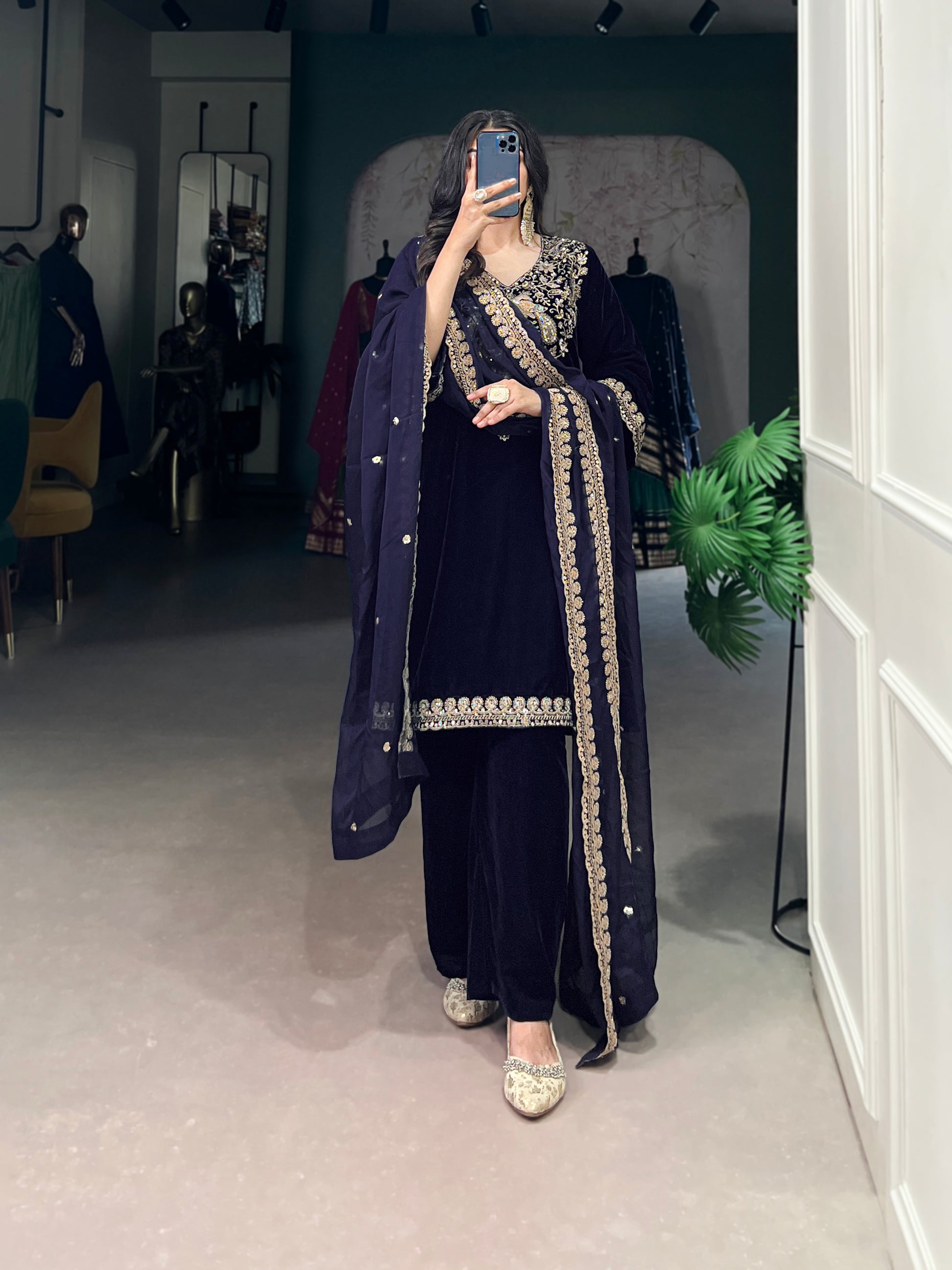 Salwar Suit