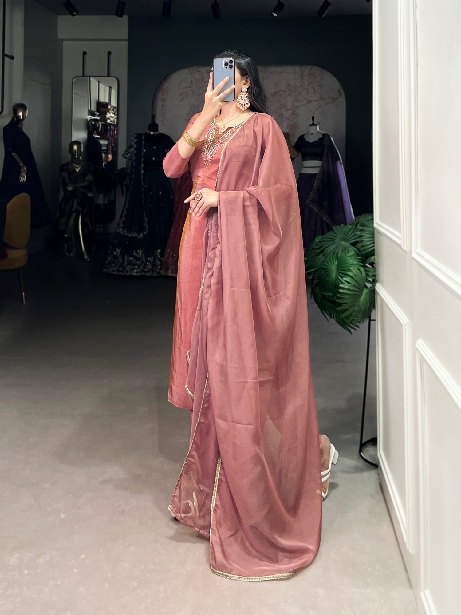 Salwar Suit