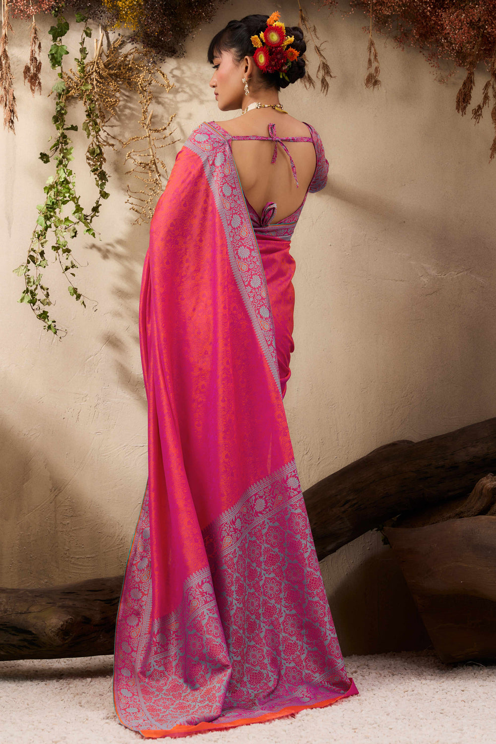 Magenta Pure Silk Kanjivaram Handloom Banarasi Saree ##color## Patola Saree with premium fabric and embroidery