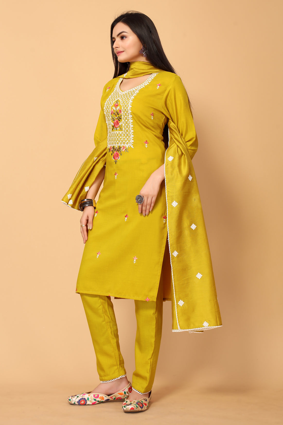 VEENA FESTIVE WEAR SILK BLEND KURTI