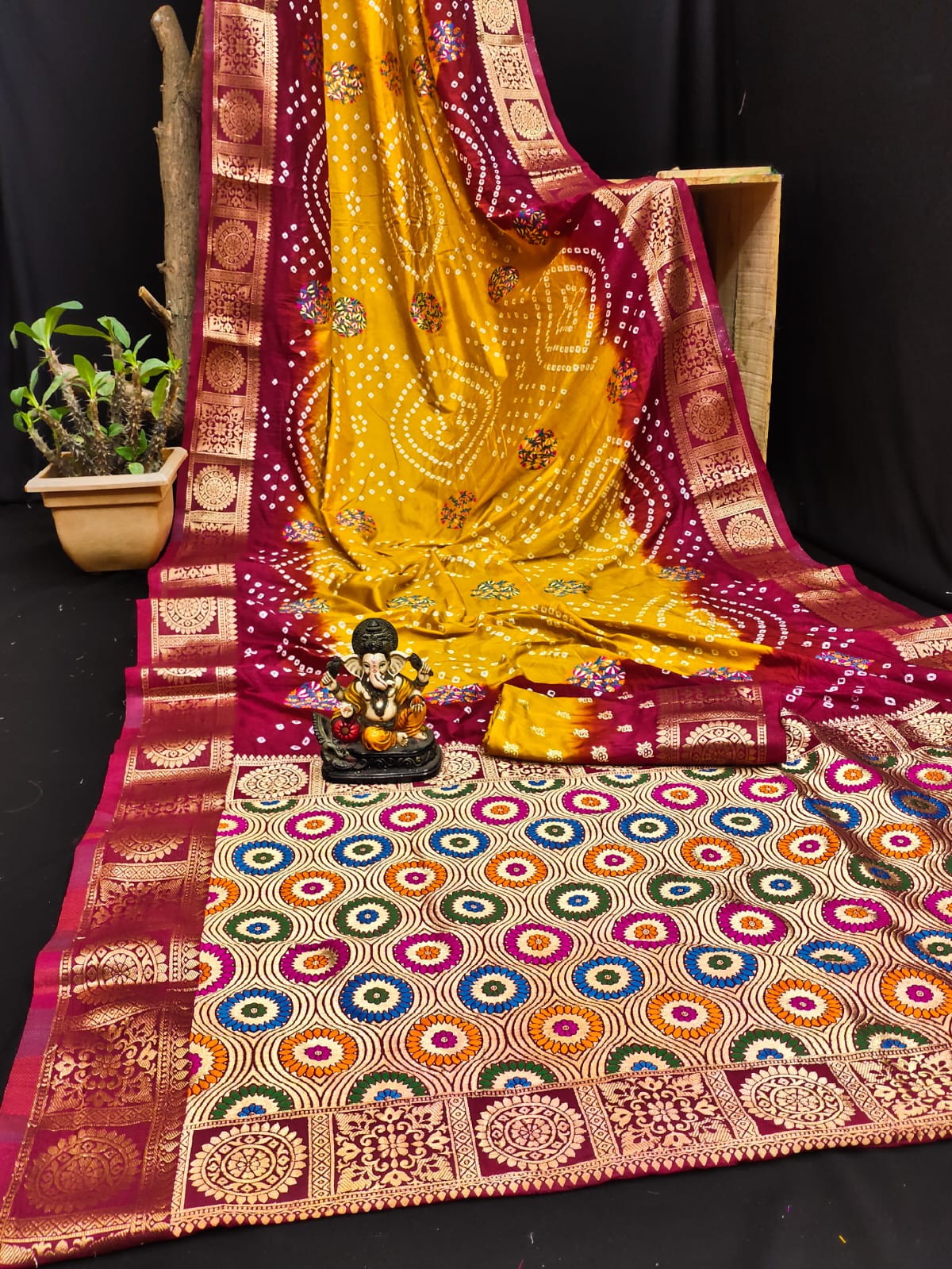 Bandhej Saree
