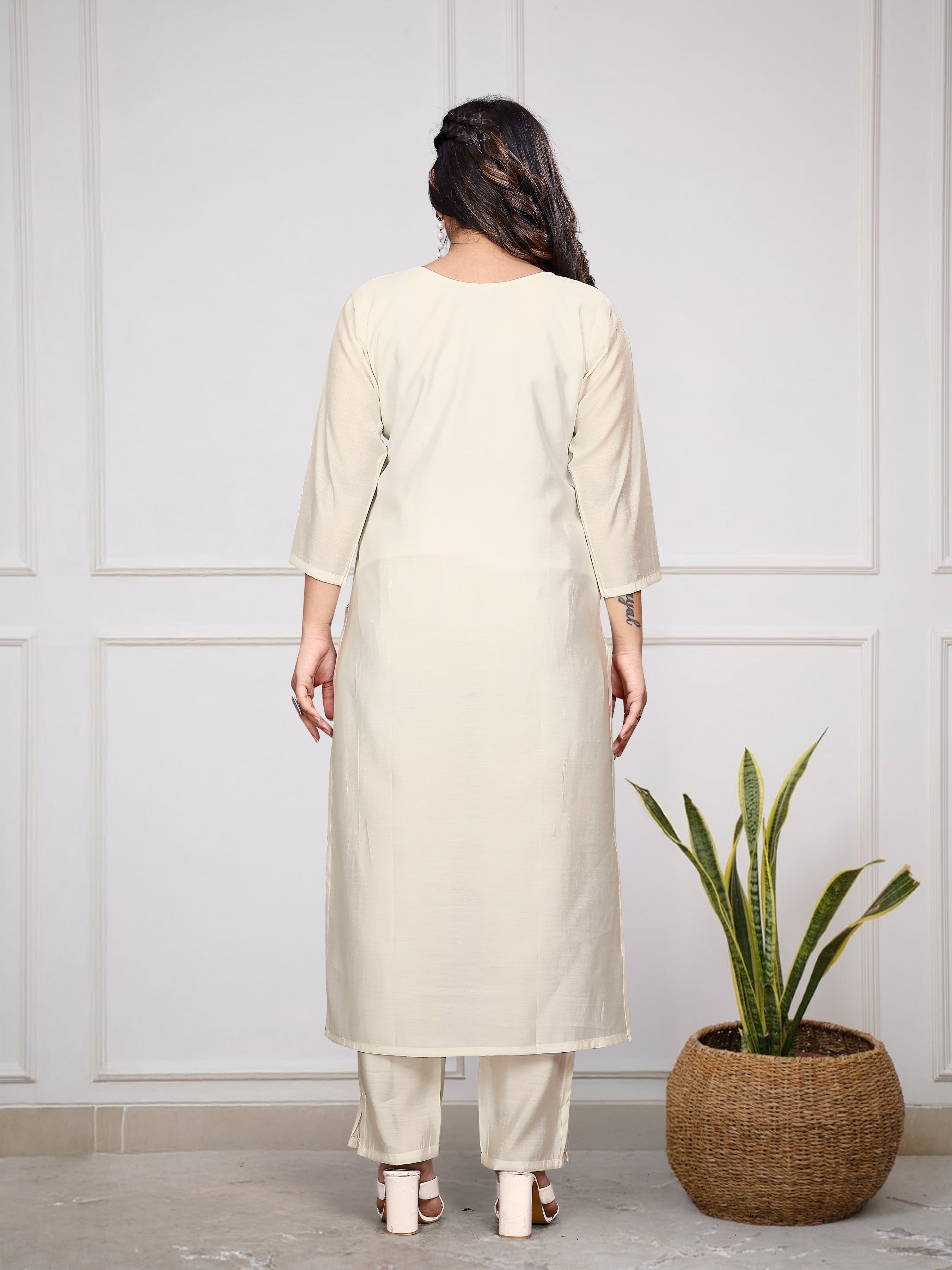 Ivory Viscose Chanderi Kurti Set with Jacquard Dupatta