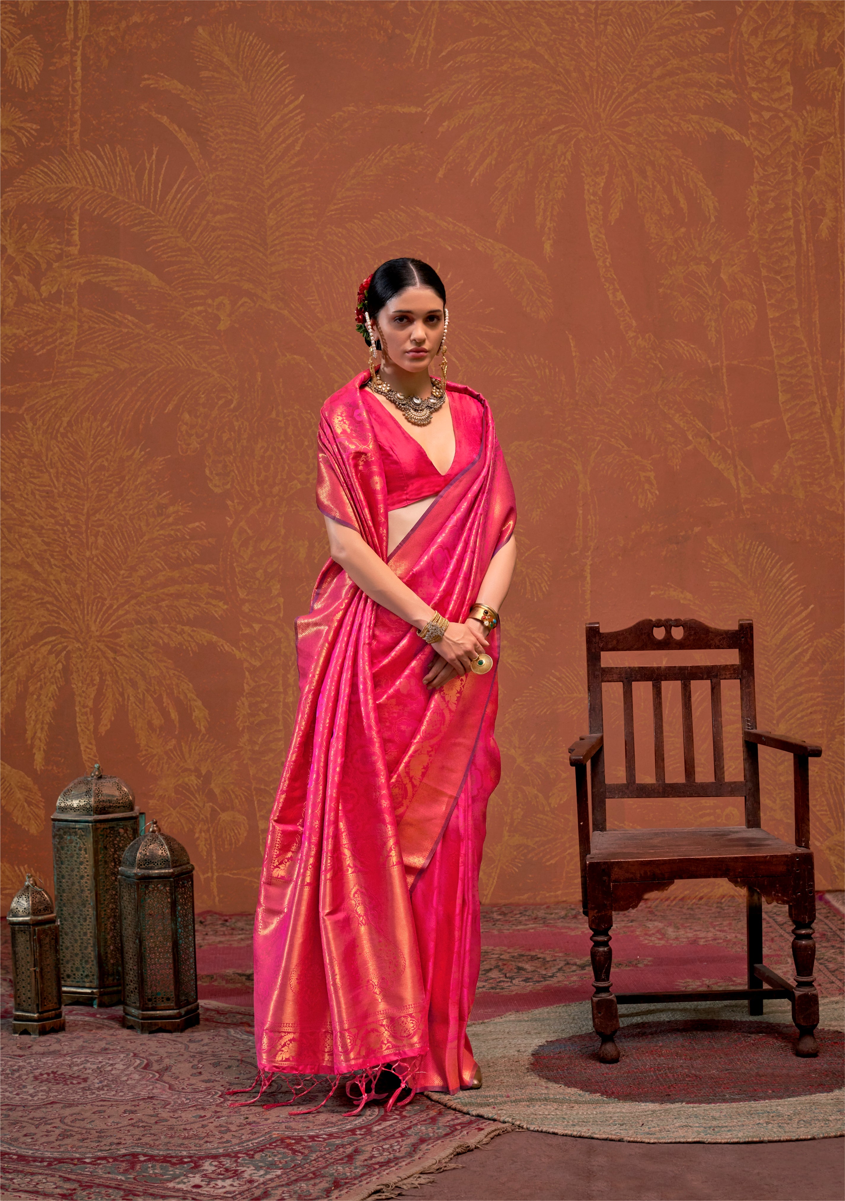 Pink Handloom Weaving Silk Saree with Matching Silk Blouse