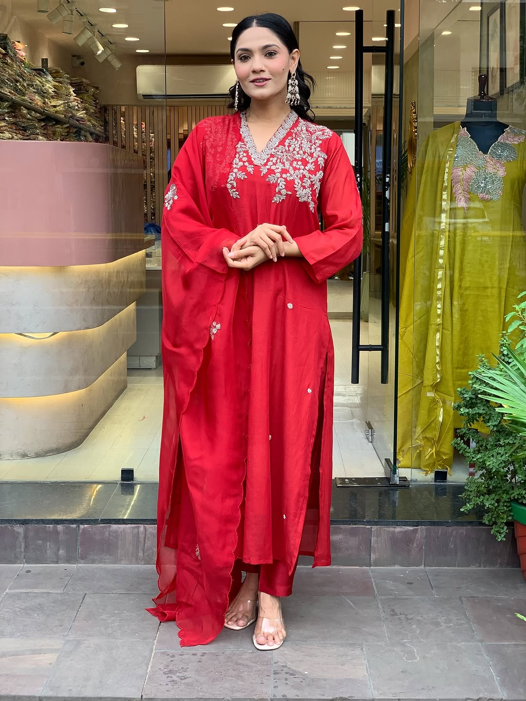 Red Embroidered Chanderi V-Neck Kurta Set with Pant &amp; Dupatta V-Neck Kurta Set Anant Tex Exports Pvt.Ltd..