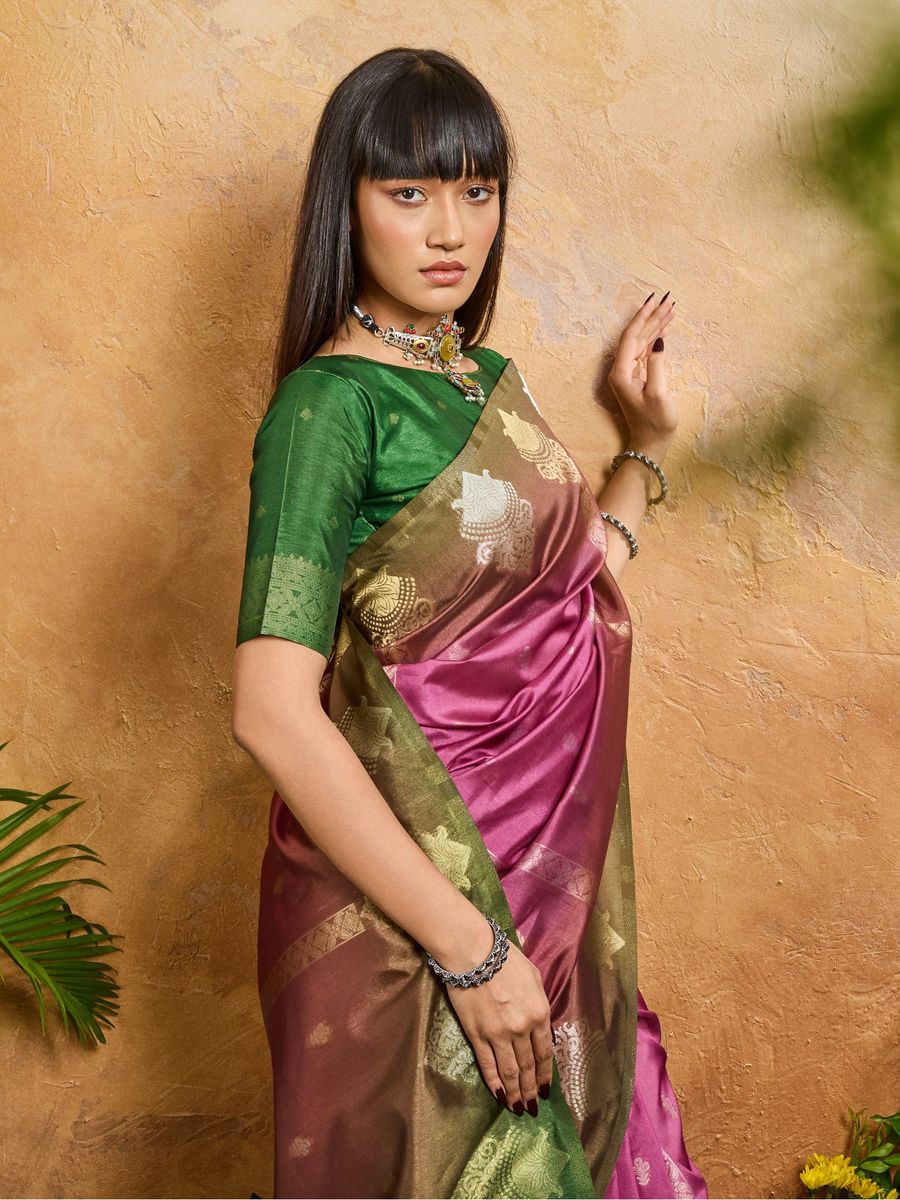 Magenta Pure Heavy Handloom Weaving Paper Silk Saree 