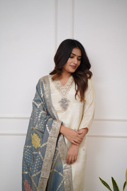 Ivory Viscose Chanderi Kurti Set with Jacquard Dupatta