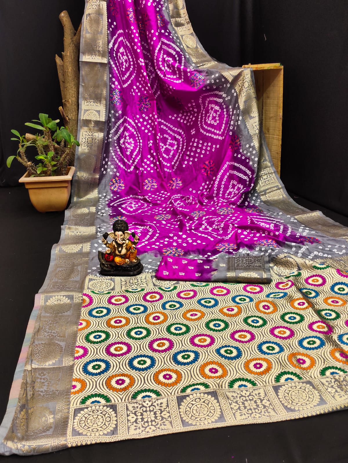 Bandhani Saree