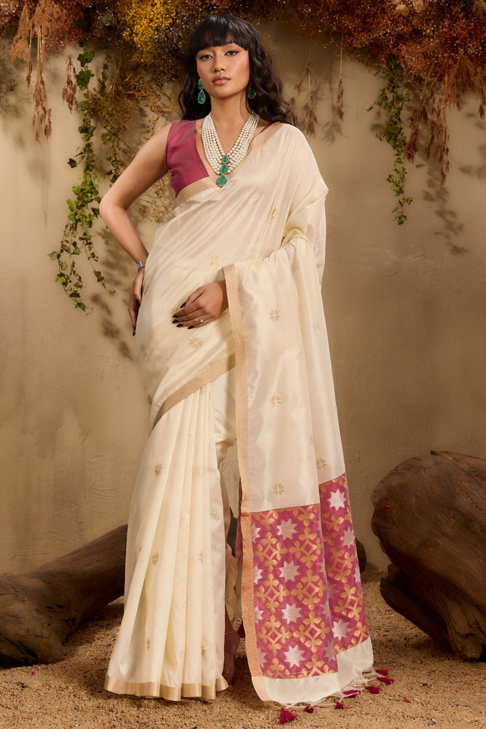 White Pure Tussar Handloom Silk Saree 