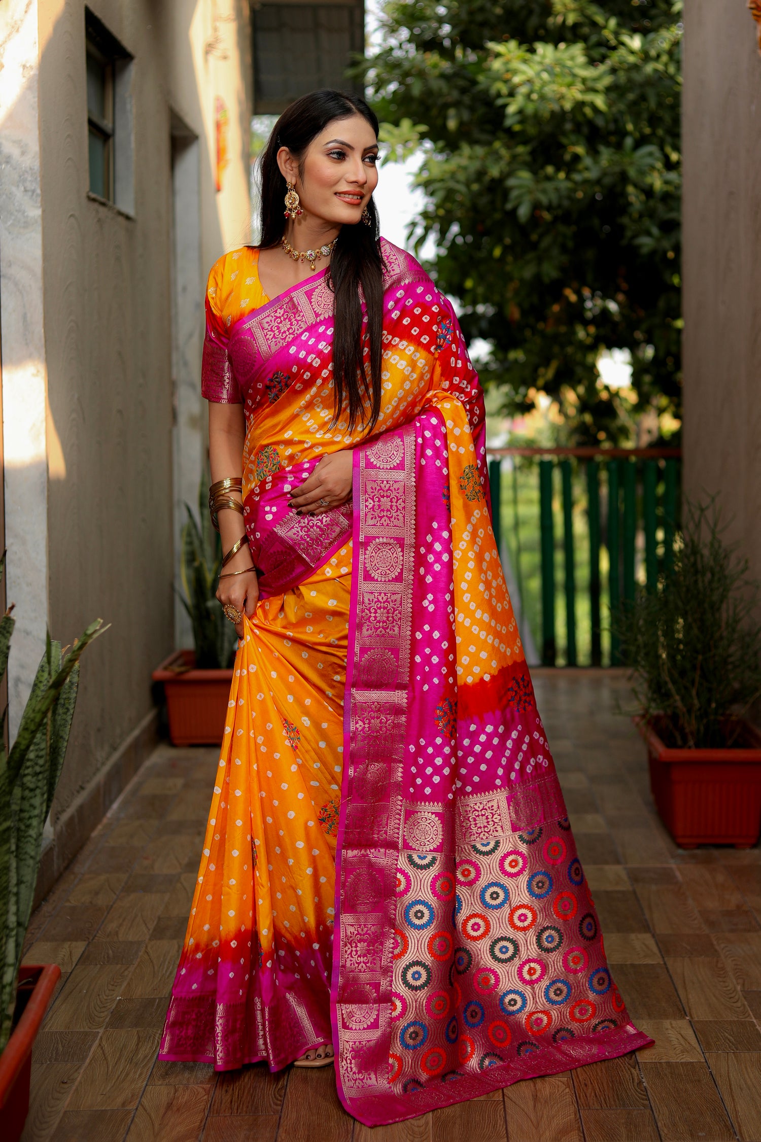 Bandhej Saree