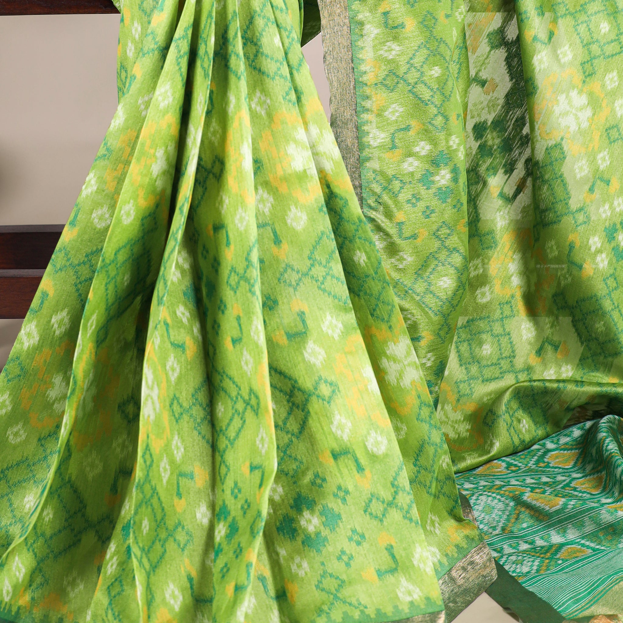 Jacquard saree