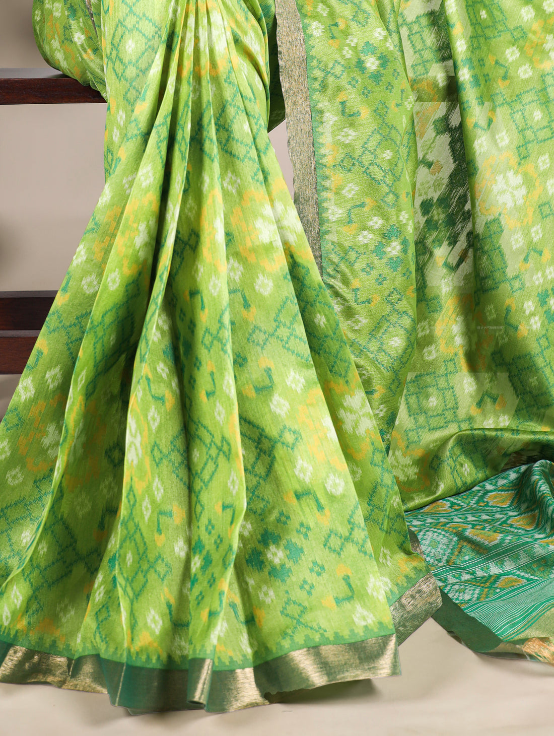 Jacquard saree