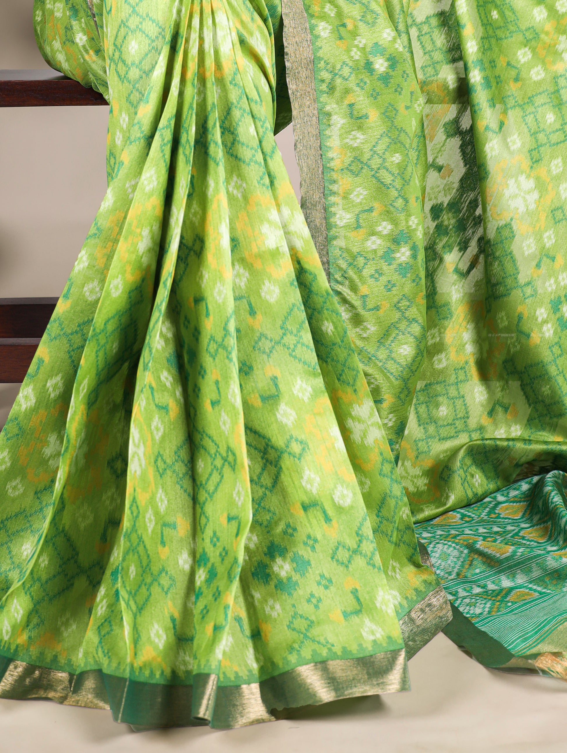 Jacquard saree