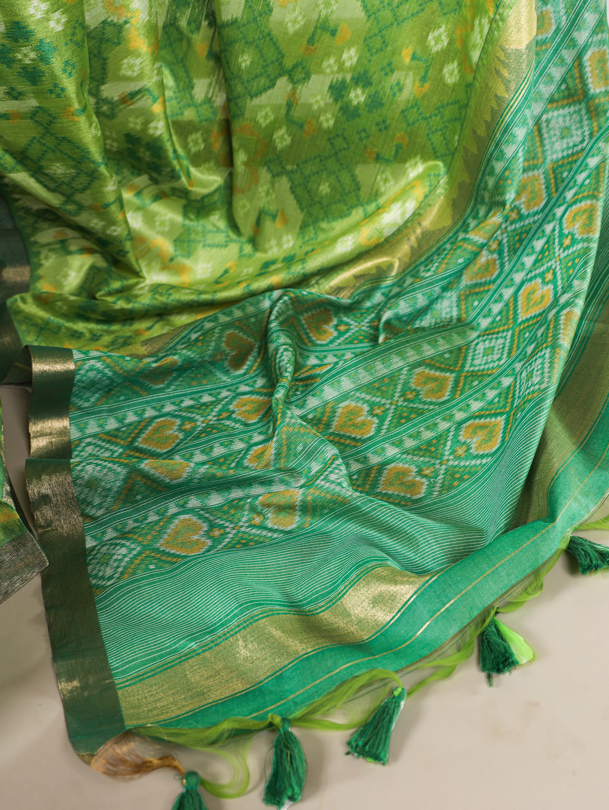 Jacquard saree