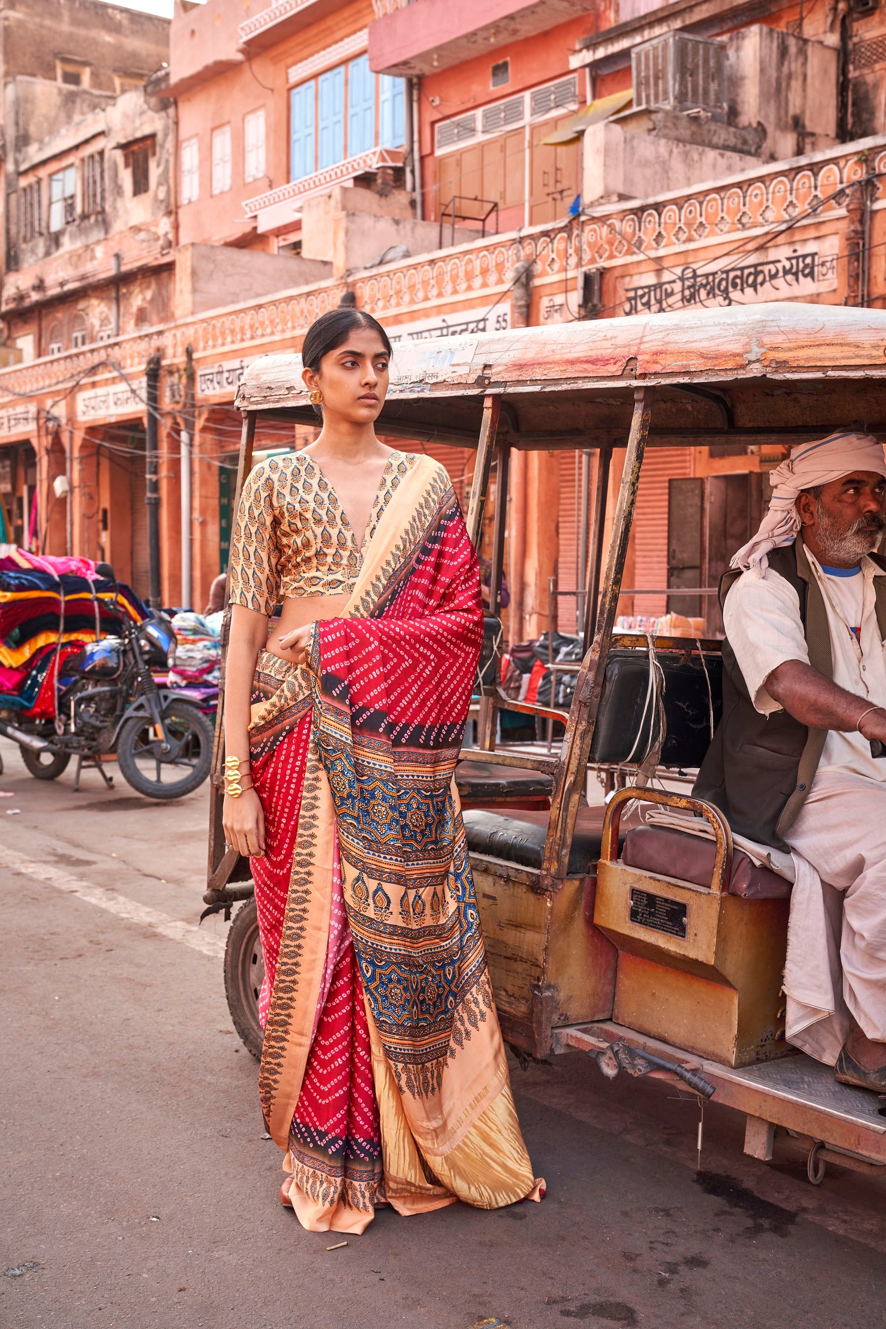 Gajji Lagdi Patrta Silk Saree