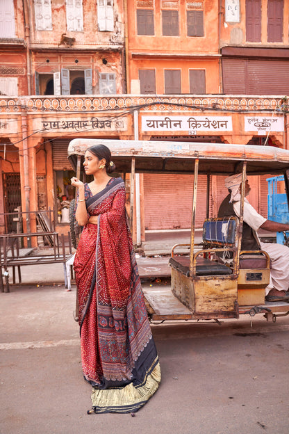 Gajji Lagdi Patrta Silk Saree