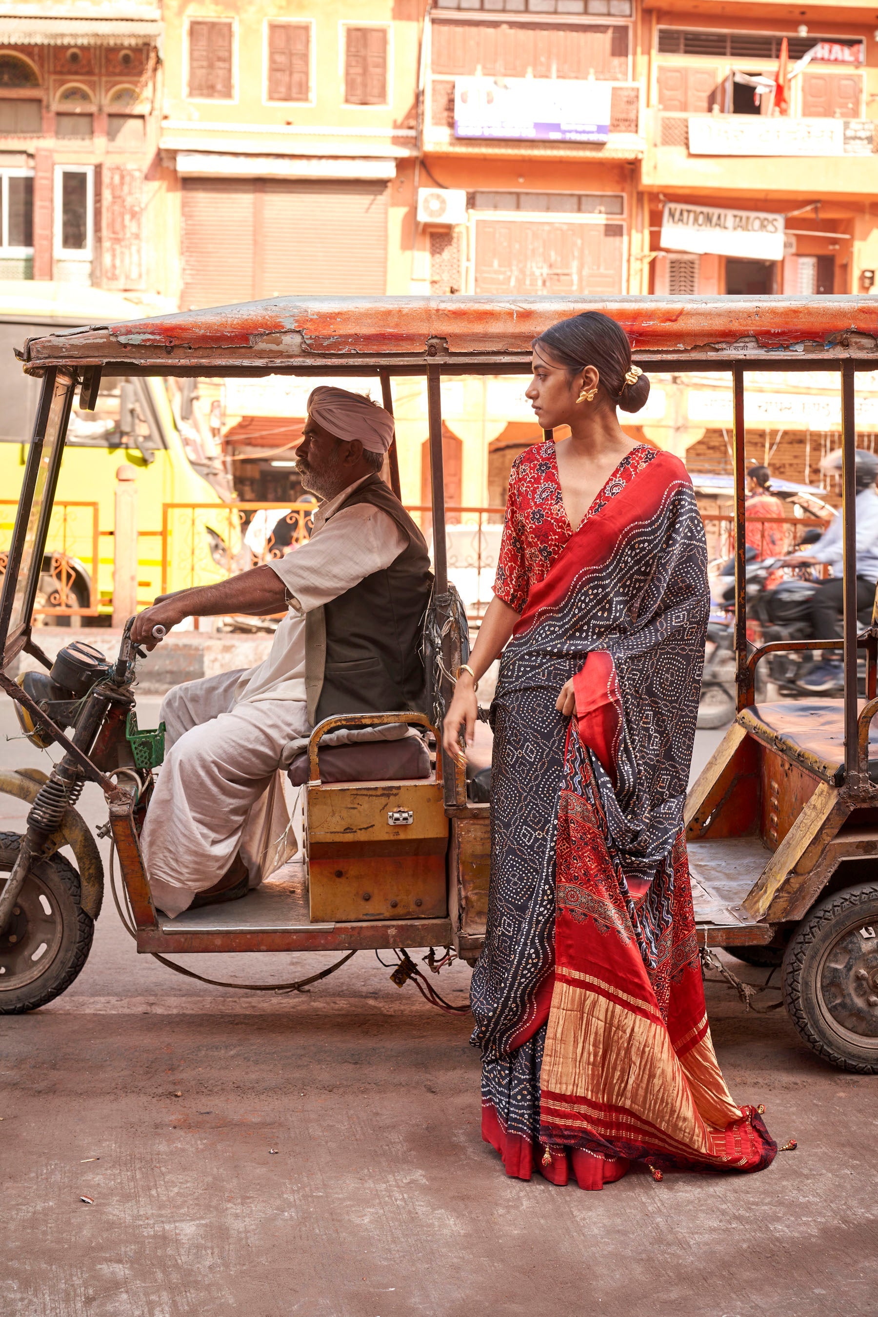 Gajji Lagdi Patrta Silk Saree