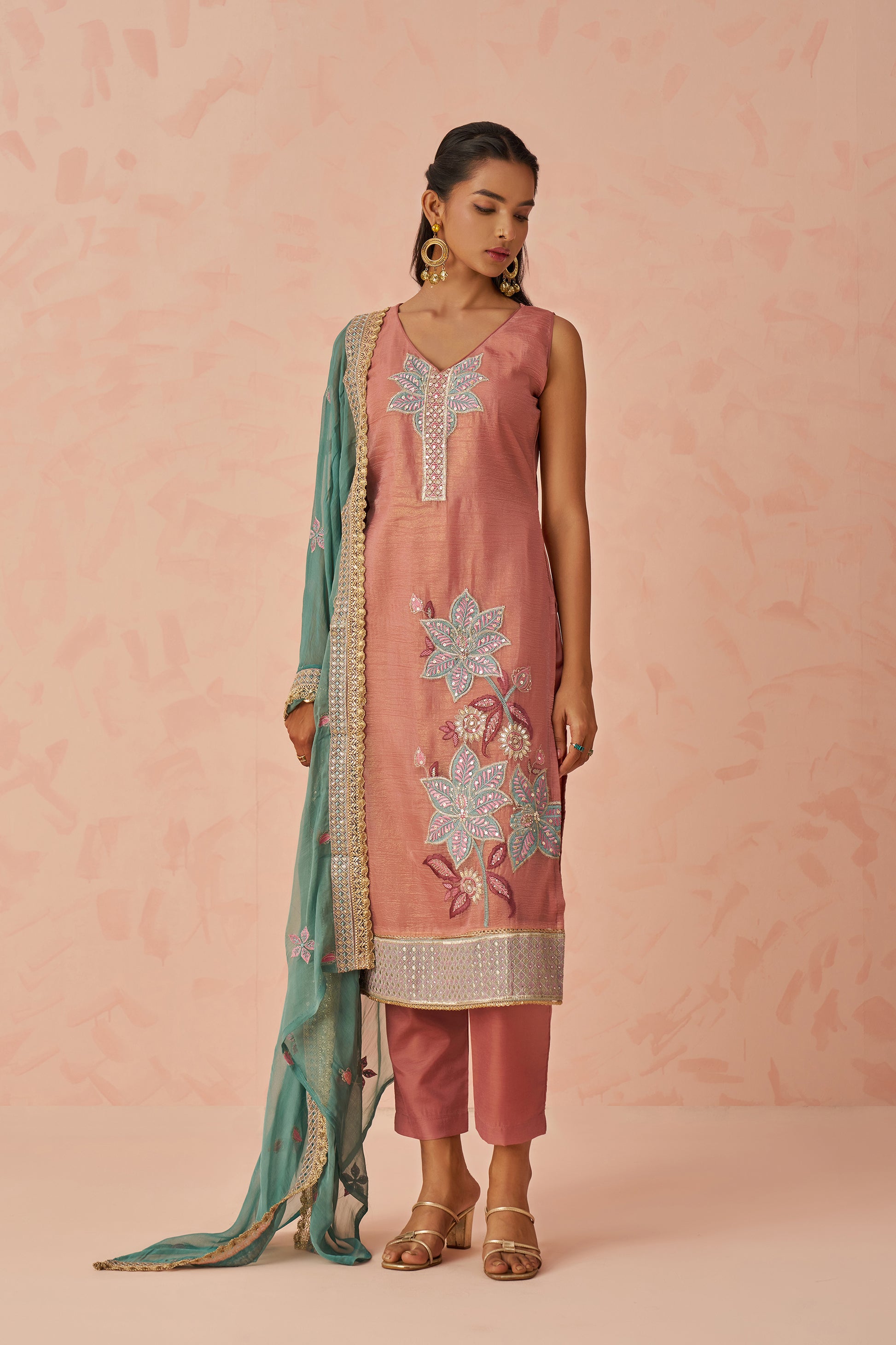 Mauve Embroidered Kurta Set with Green Chiffon Dupatta