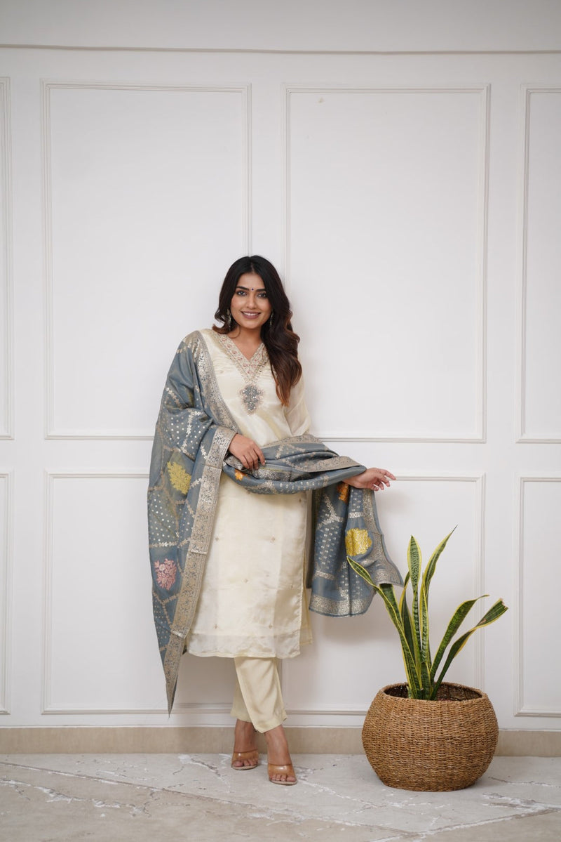 Ivory Viscose Chanderi Kurti Set with Jacquard Dupatta