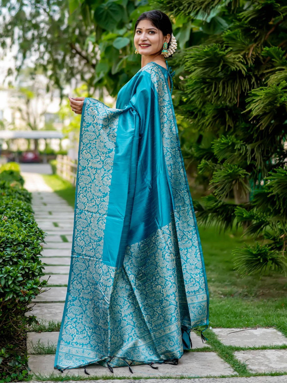 Firozi Pure Row Handloom Silk Saree