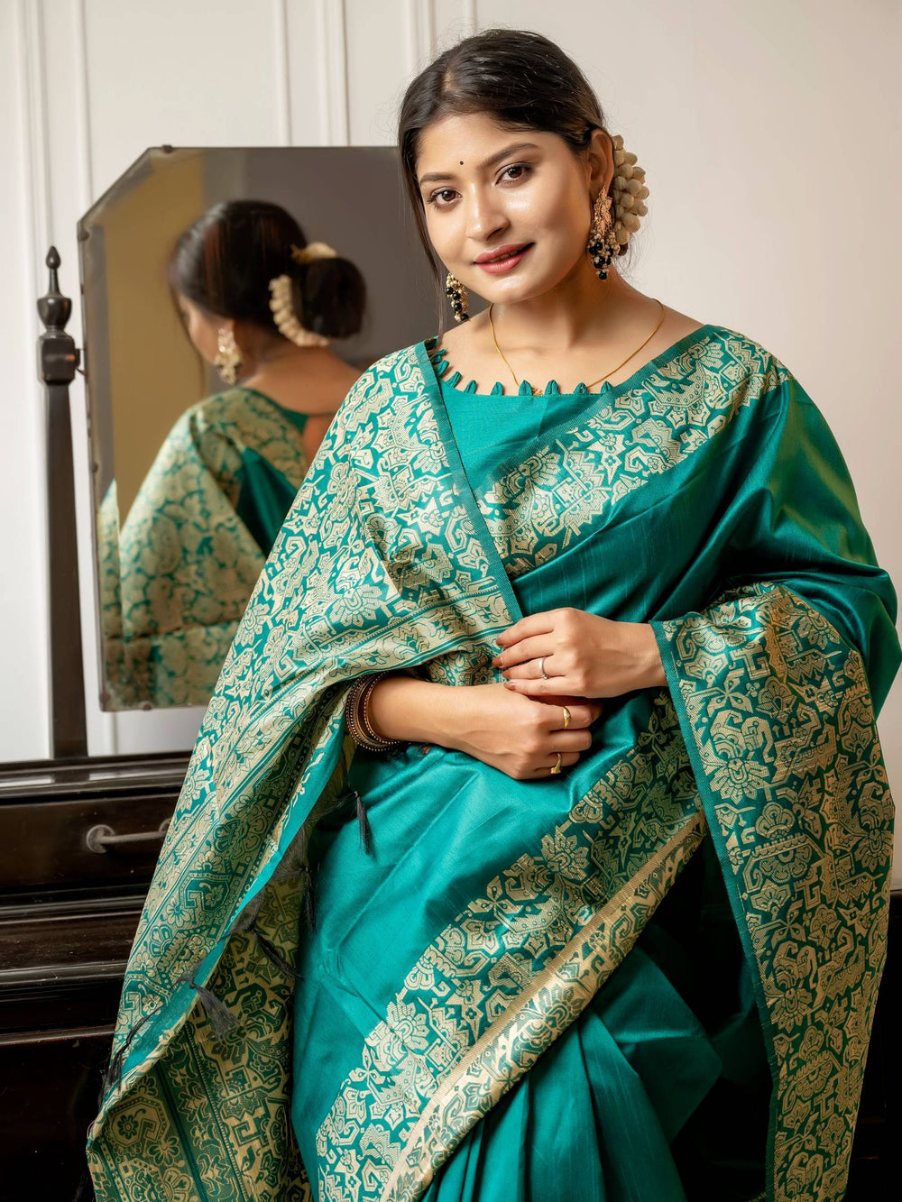Rama Pure Row Handloom Silk Saree