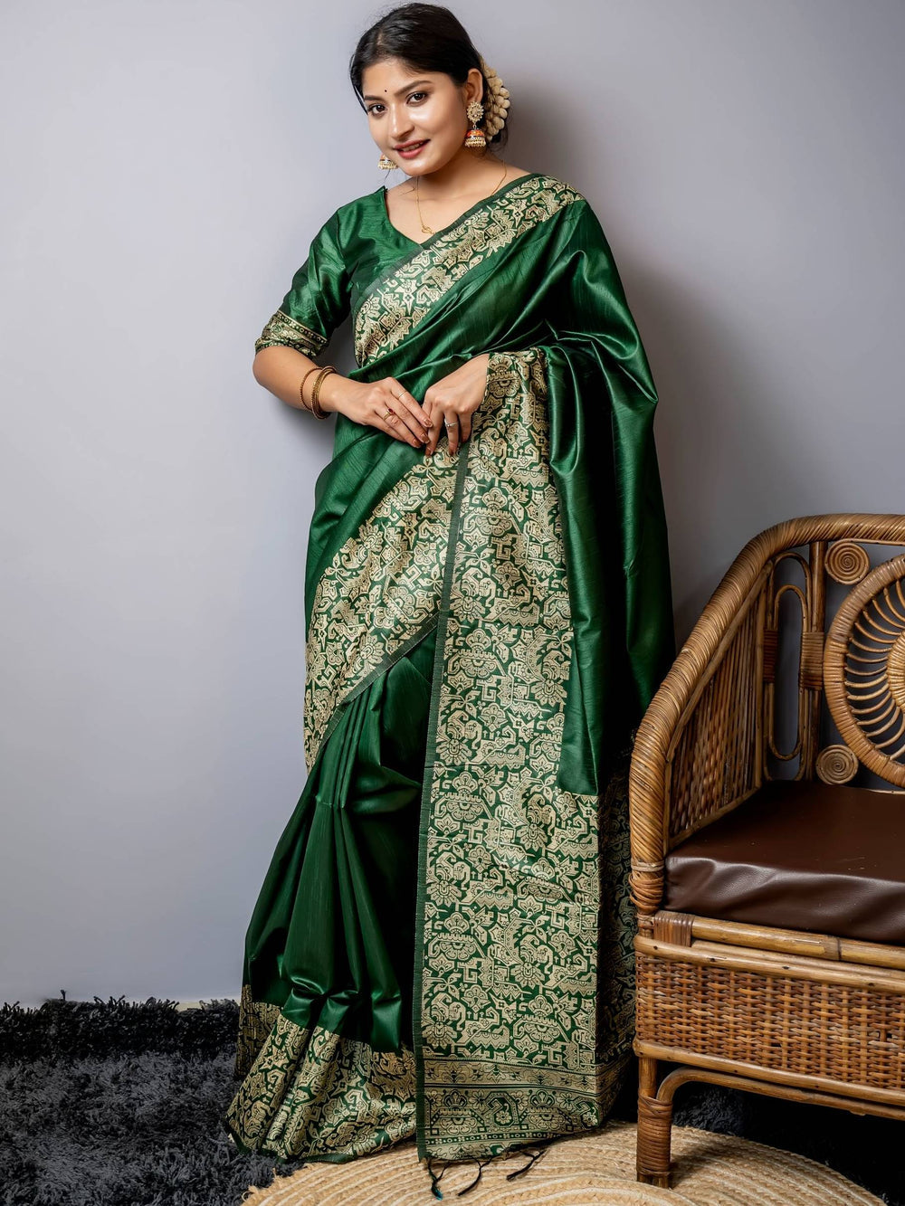 Green Pure Row Handloom Silk Saree