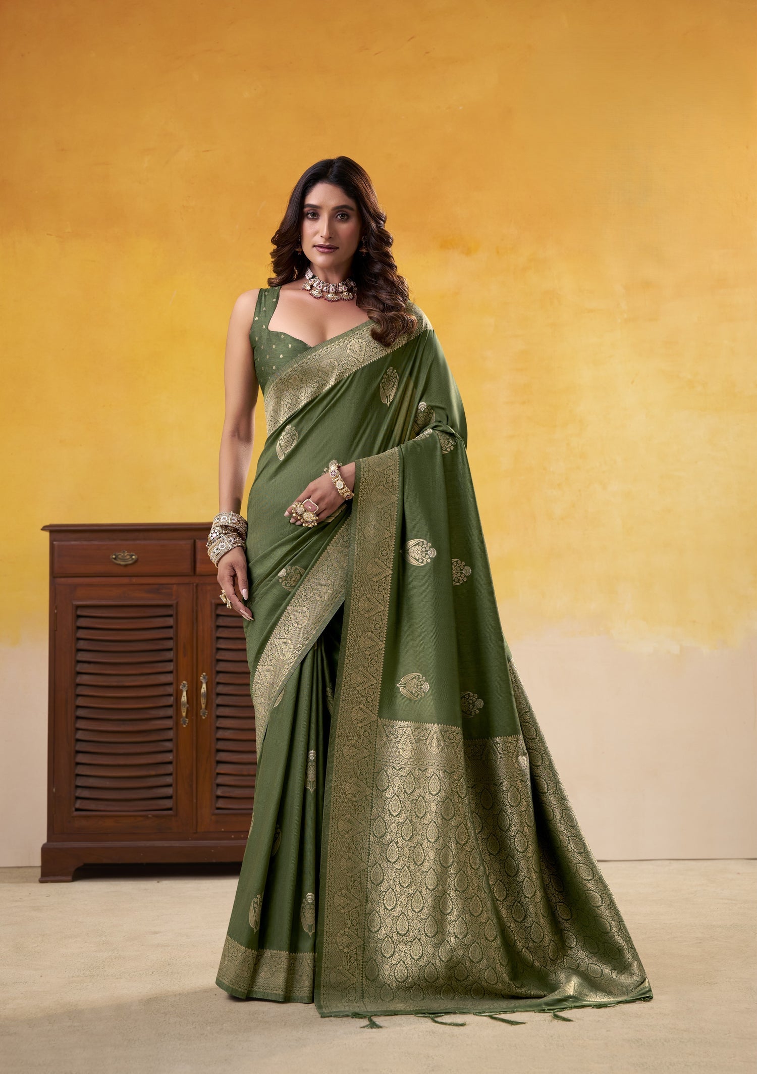 Green Pure Soft Dhatu Silk Handloom Tussar Silk Saree