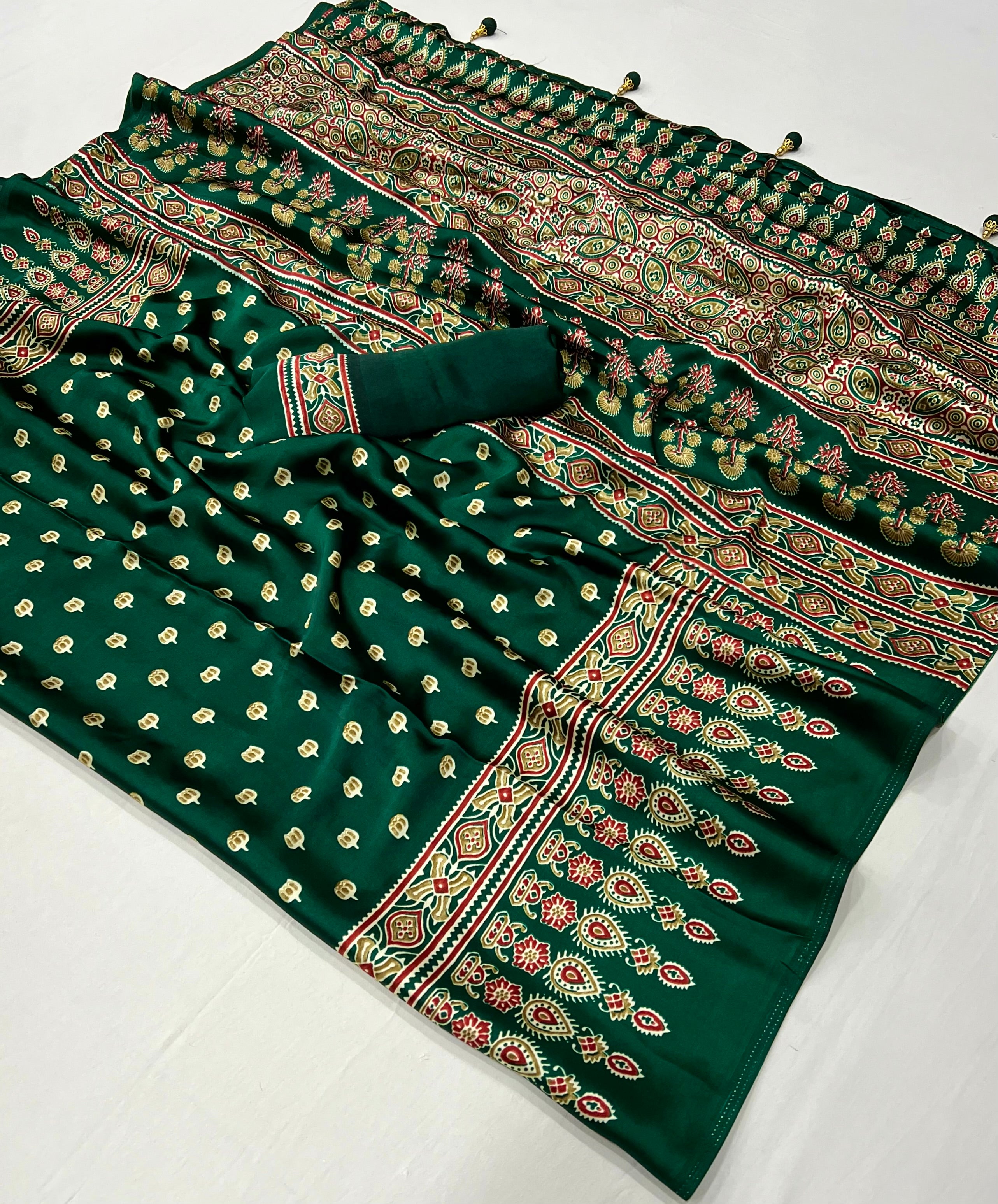 Green Pure Semi Modal Silk Floral Printed Saree 
