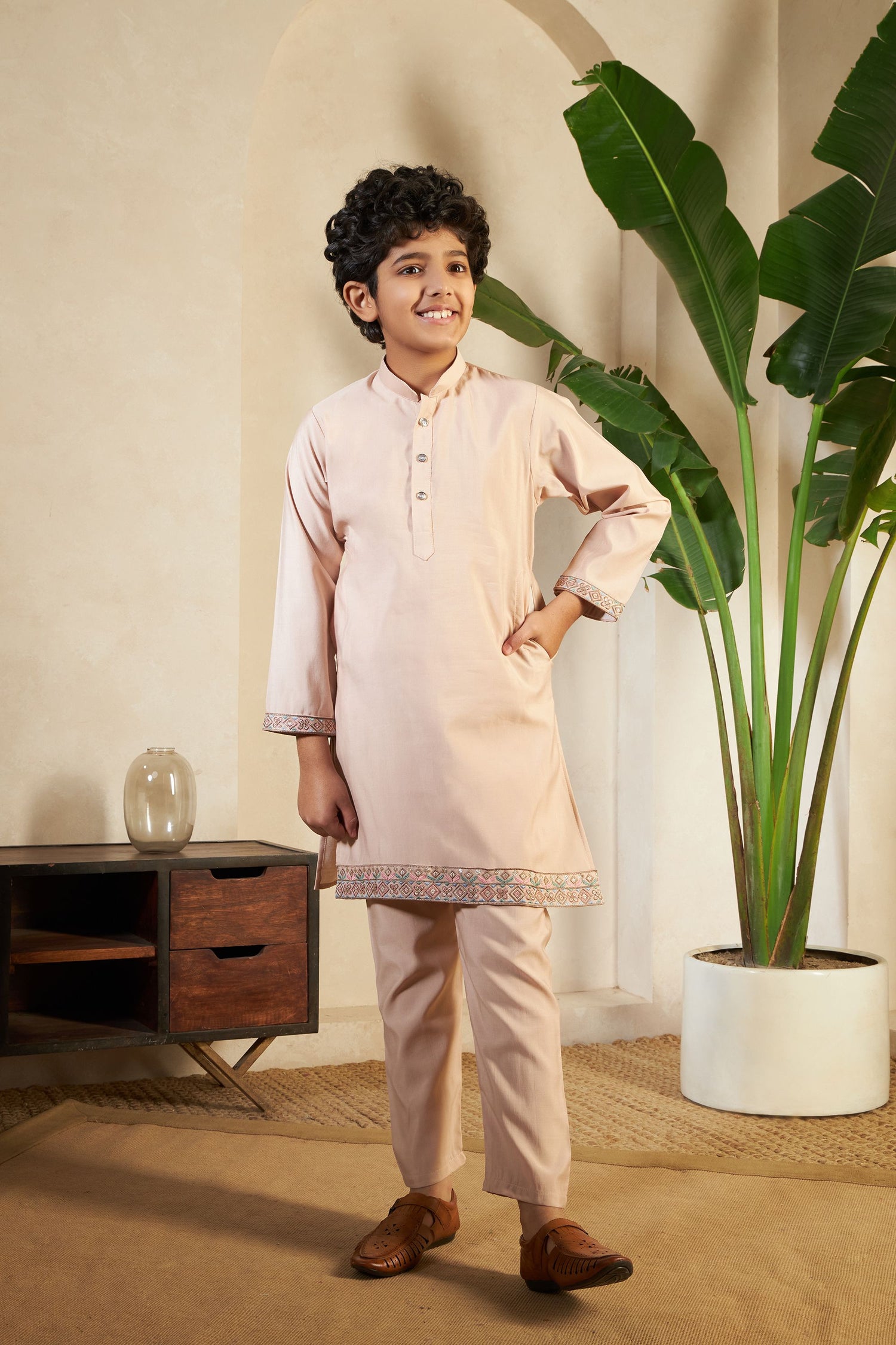 Chiku Pure Viscose Silk Silk Kids Boy Kurta Pajama With Koti Jacket 