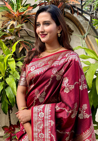 Maroon Green Banarasi Jaal Soft Silk Zari Woven Saree Kanjivaram Saree Anant Tex Exports Pvt.Ltd..