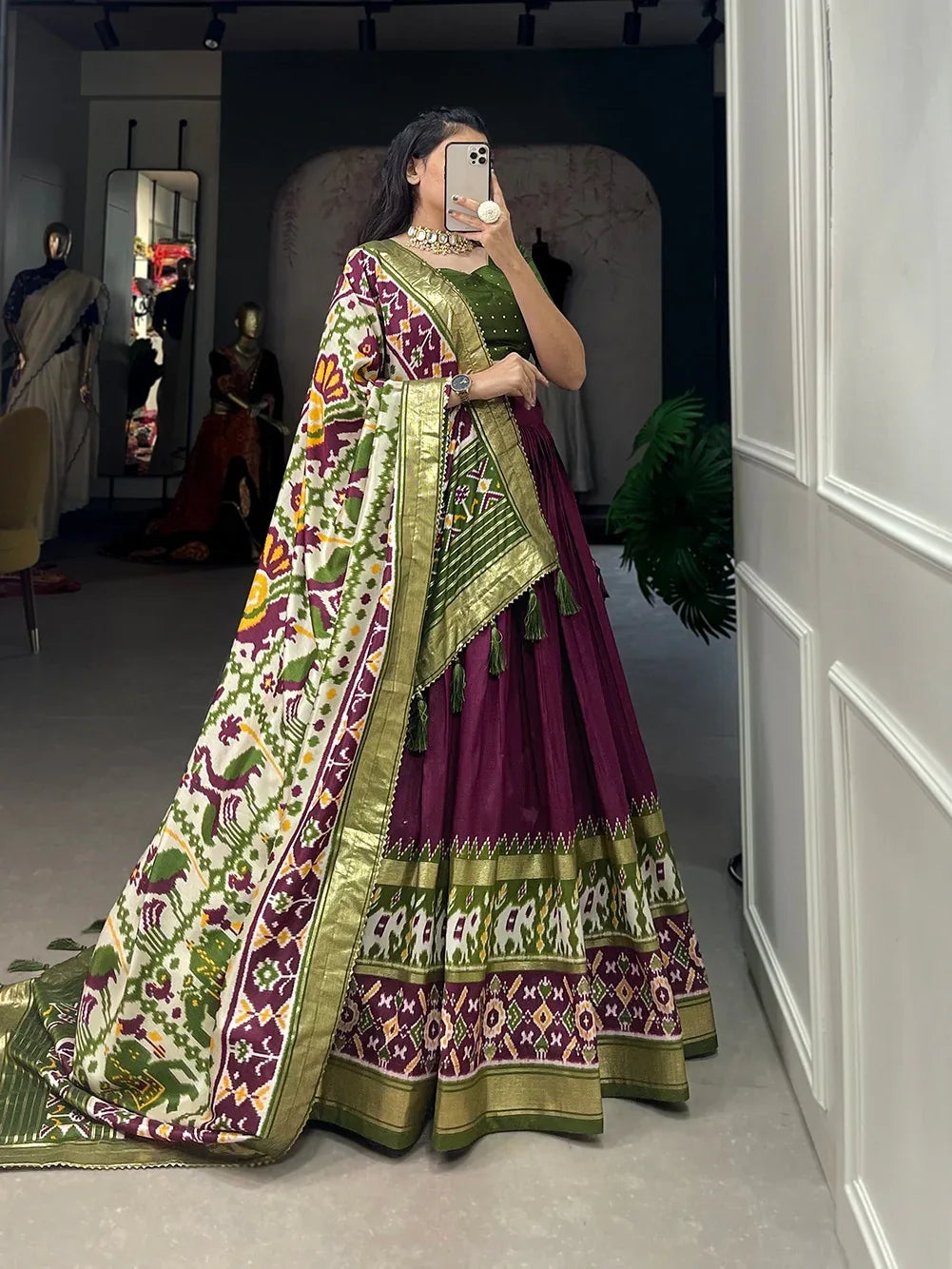 Navratri Garba Wear Lehenga Choli D.No 1680 - Anant Exports